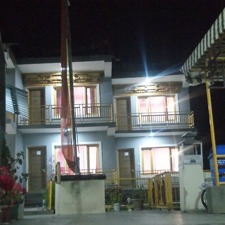 Chandan Guest House Leh Esterno foto